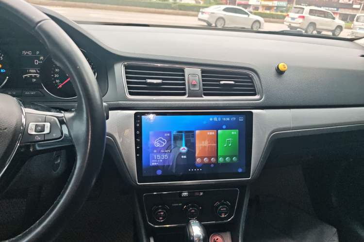 Used Volkswagen Gran Lavida 2017 230TSI DSG Comfort Edition Audio And AC Panel