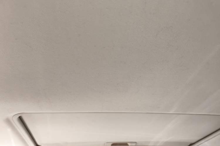 Used Baojun 730 2014 1.5L Manual Luxury Navigation ESP Version 7 Seats