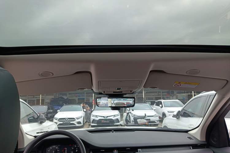 Used Land Rover Discovery Sport 2024 Luxury Custom Edition