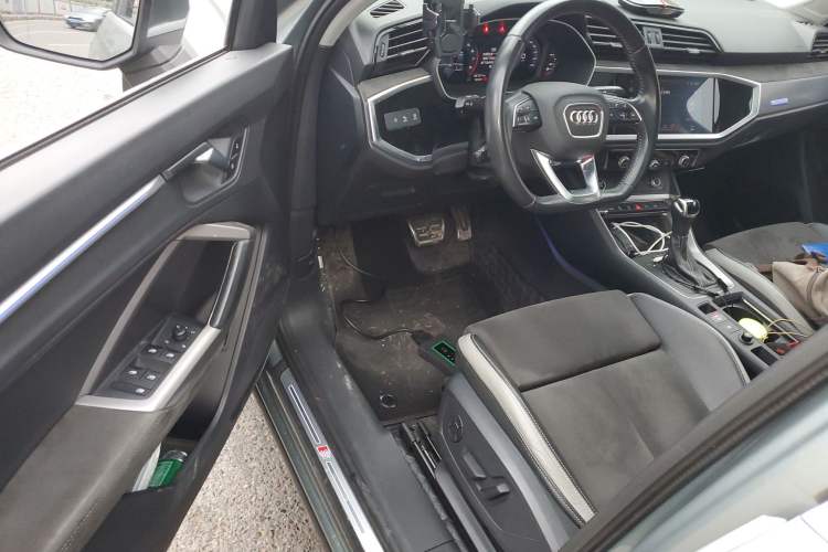 Used Audi Q3 2021 40 TFSI Fashion Dynamic Model Driver Seat