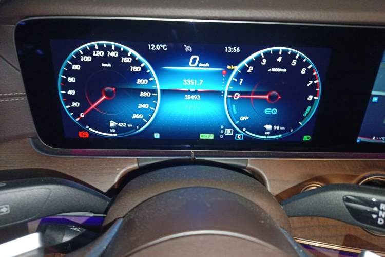 Used Mercedes-Benz E-Class New Energy 2022 Restyled E 350 e L Plug-in Hybrid Sedan
