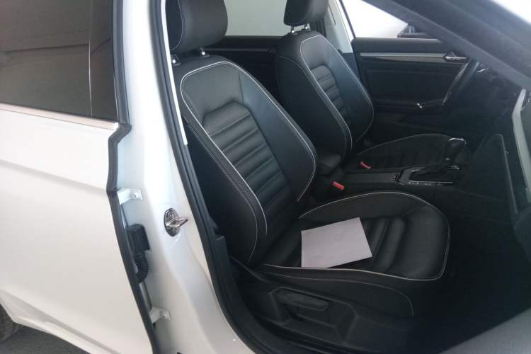 Used Volkswagen Lamando 2019 280TSI DSG Luxury Edition China VI Standard Right Front Seat