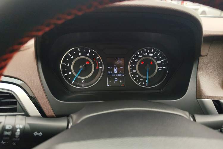 Used Soueast A5 Wing Dance 2019 1.5L CVT Wingzun Edition China VI compliant Instrument Cluster