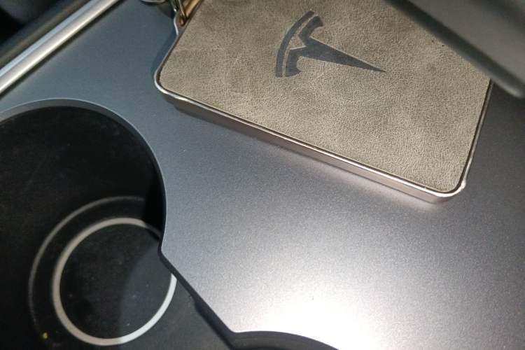 Used Tesla Model Y 2024 Rear-Wheel-Drive Version