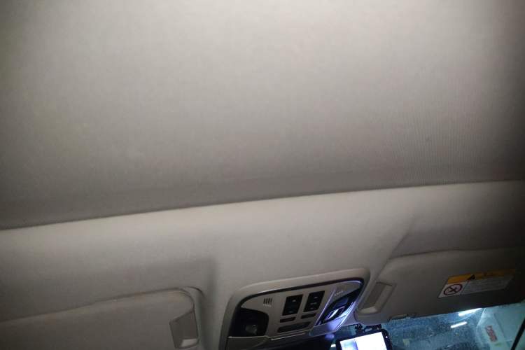 Used Wey VV7 2017 2.0T Ultra-Luxury Version Headliner