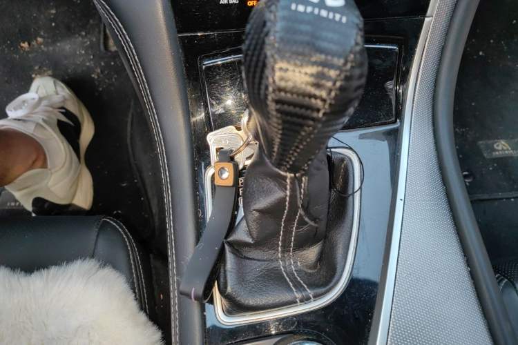 Used Infiniti Q50L 2015 2.0T Enjoyment Edition
