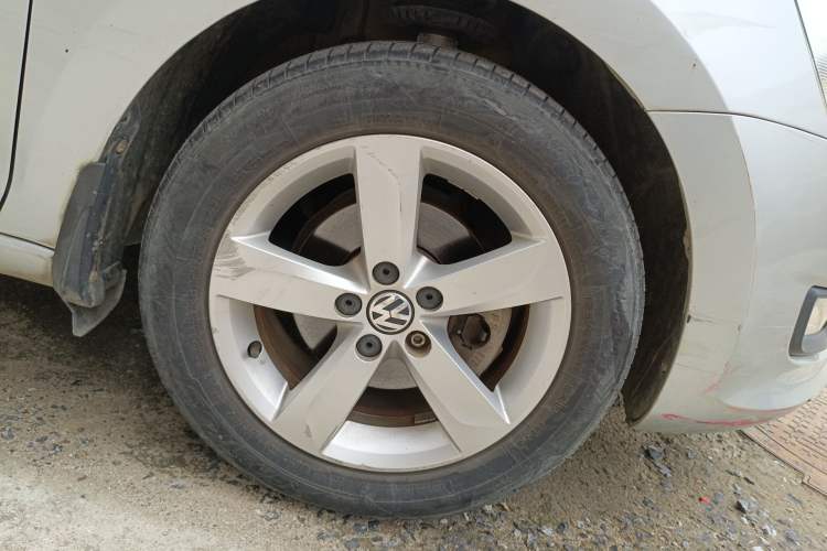 Used Volkswagen Santana 2014 1.6L Automatic 30th Anniversary Edition
