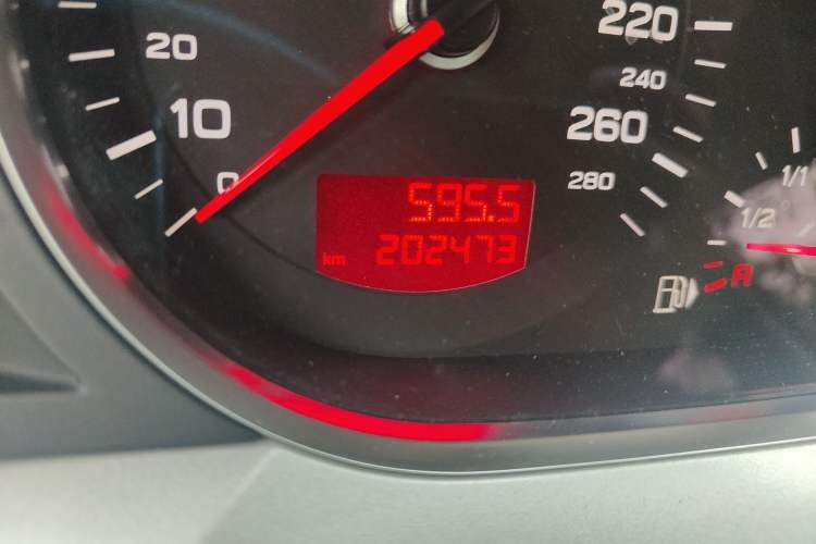 Used Audi A6L 2011 2.8 FSI Comfort Model
