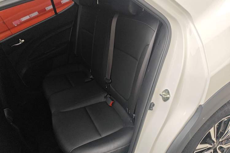 Used Kia kx1 Stonic 2021 1.4L CVT Sunroof Model