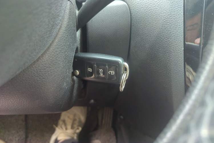 Used Volkswagen Sagitar 2012 1.4TSI Automatic Luxury Edition