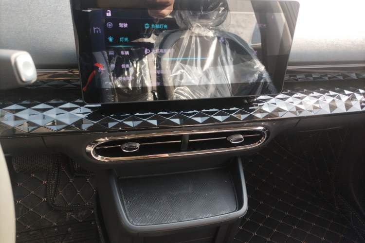 Used JAC Yiwei 3 2025 330km Freedom Edition