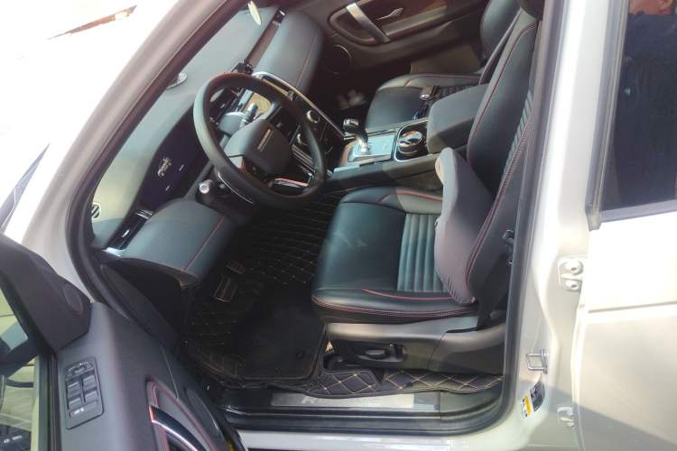 Used Land Rover Discovery Sport 2022 249 PS R-Dynamic S Performance Edition 5 Seats Left Front Seat