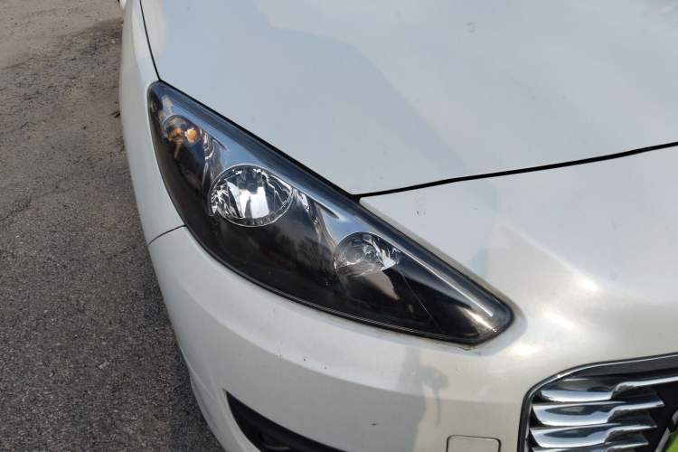 Used Peugeot 308 2014 Enjoy Edition Classic 1.6L Manual YouShang Model
