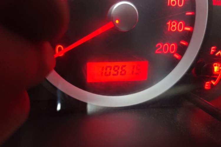 Used Suzuki Liana 2012 Hatchback 1.4L Manual Economy Model Odometer Close Up