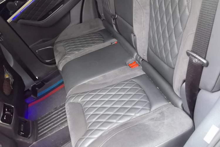 Used Hongqi HS5 2019 2.0T Smart Connect Flagship All-Wheel-Drive Version