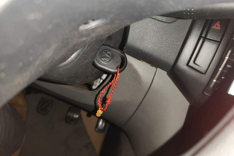 Used BAIC Weiwang M20 2015 1.2L economy version A122