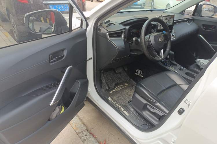 Used Toyota FRONTLANDER 2023 2.0L CVT Elite Edition