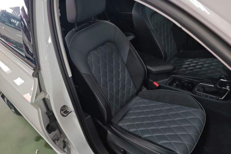 Used Volkswagen Sagitar 2023 300TSI DSG Excellence Edition