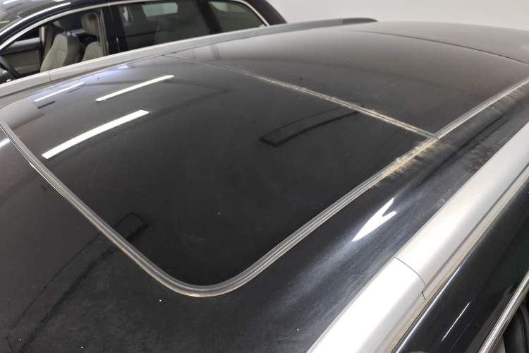 Used Geely Auto Emgrand X7 Sport 2022 1.8TD DCT Zhiya Trim Roof