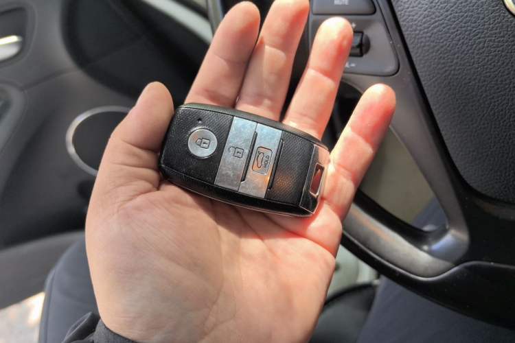 Used Kia K3 2015 1.6L Automatic GLS
