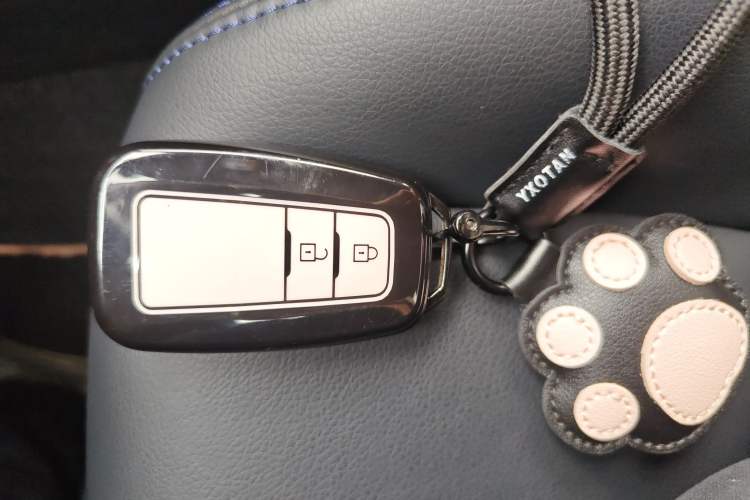 Used Toyota C-HR 2020 2.0L Leading Edition Interior 1