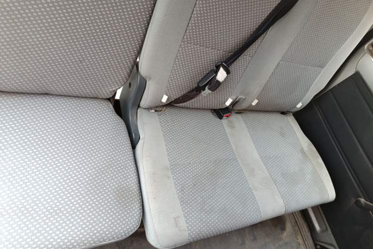 Used BAIC Weiwang 306 2014 1.2L Value Edition Van Comfort Type 5 Seats A12 China IV Emission Standard
