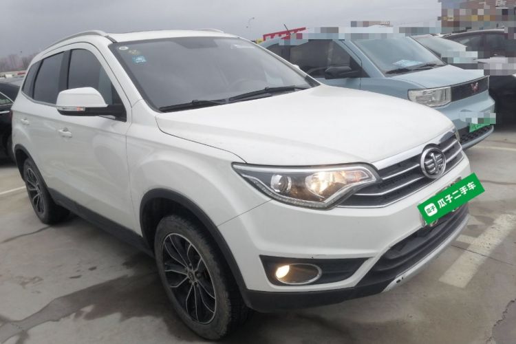 Used FAW Senya R7 2017 1.6L Manual Luxury Model