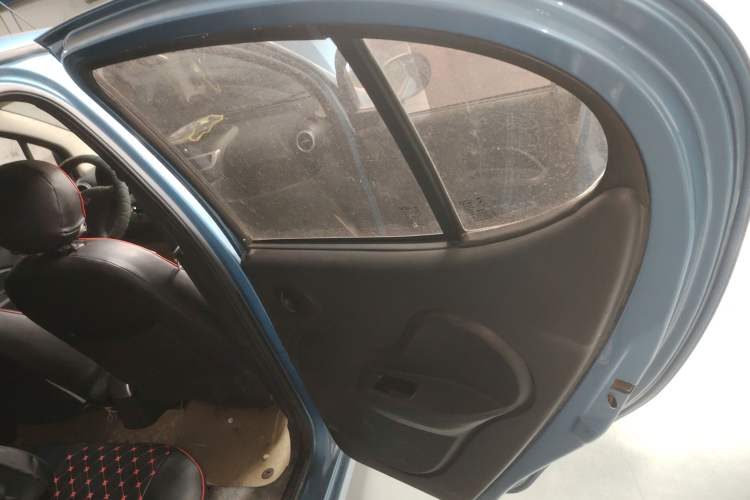 Used Chery QQ 2013 1.0L Manual Happy Edition