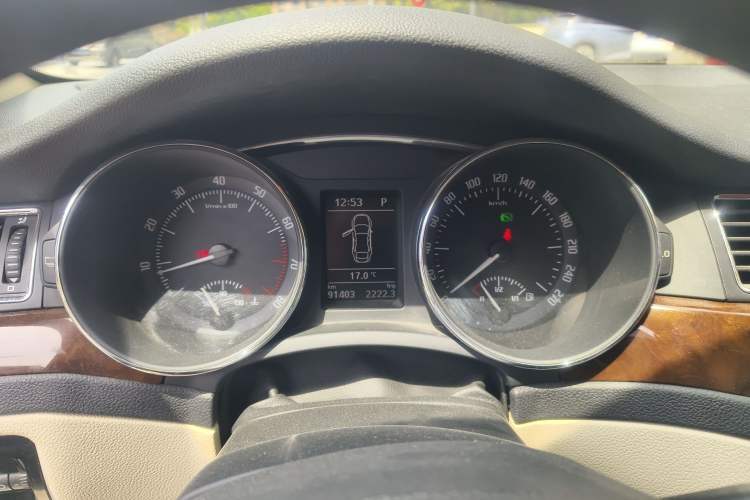 Used Skoda Superb 2013 1.8TSI Automatic MingShi Edition
