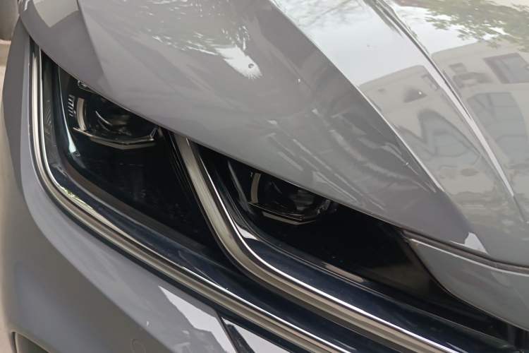 Used Volkswagen FAW-Volkswagen CC 2021 380TSI Striking Edition Right Front Headlight