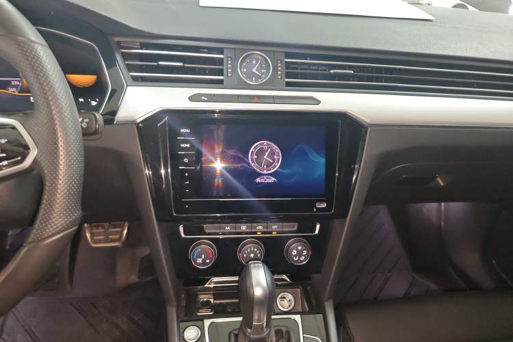 Used Volkswagen Magotan 2025 Zhongxiang Version 280TSI DSG Comfort Edition