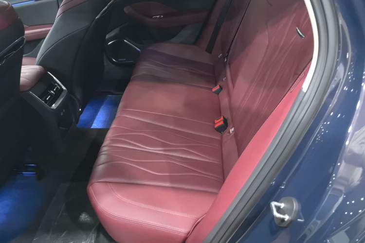 Used Hongqi H5 2024 2.0T Automatic Smart Connect Flagship Edition