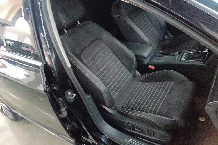 Used Volkswagen Magotan 2020 330TSI DSG Luxury Edition