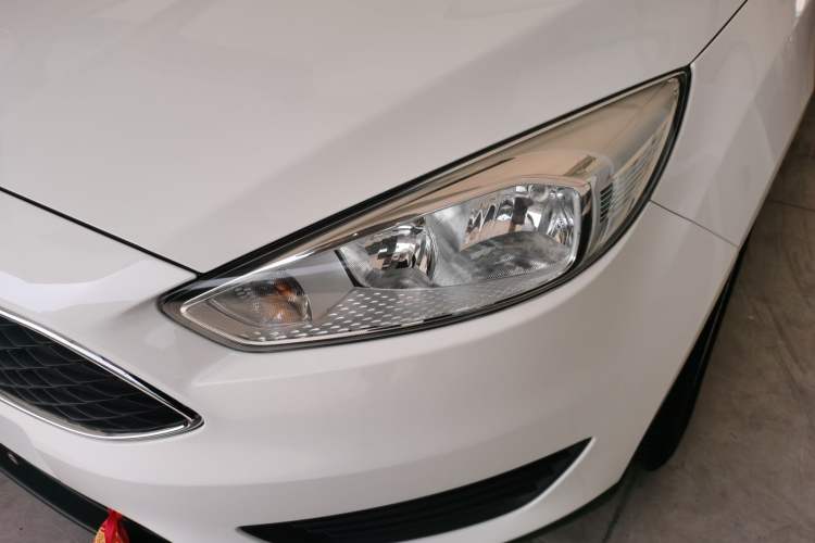 Used Ford Focus 2018 Hatchback Classic 1.6L Automatic Comfort Plus SmartDrive Edition