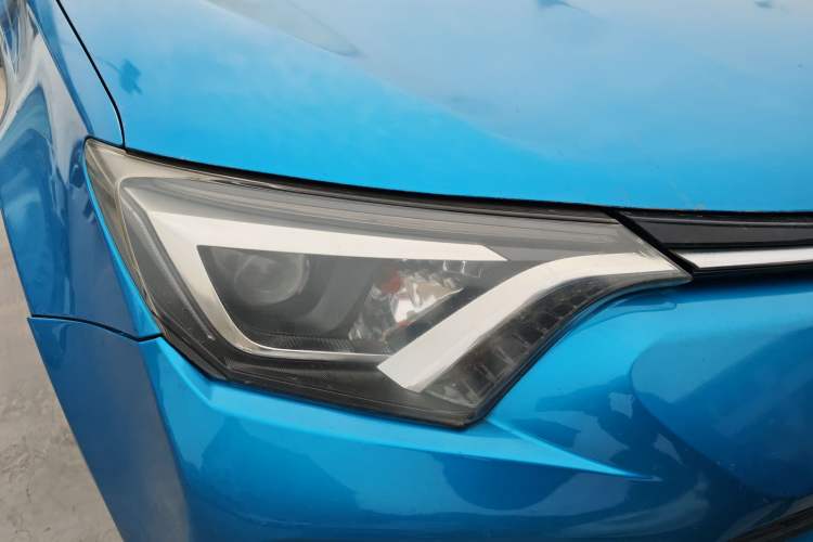 Used Toyota RAV4 2016 2.0L CVT 4x4 New Edition China V Standard
