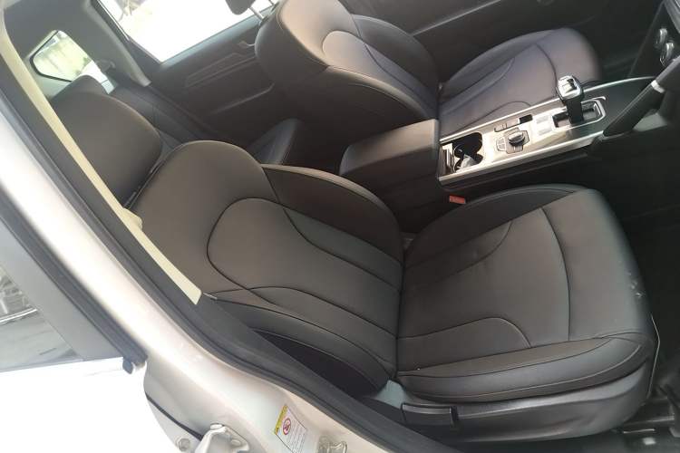 Used Haval H6 2019 Sport Edition 1.5T Automatic Two-Wheel Drive Elite Model China VI Right Front Seat