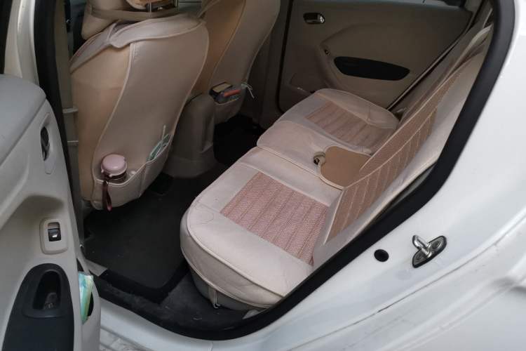 Used Citroen Elysee 2015 ZhiShang Edition 1.6L Automatic Comfort Version Left Rear Seat