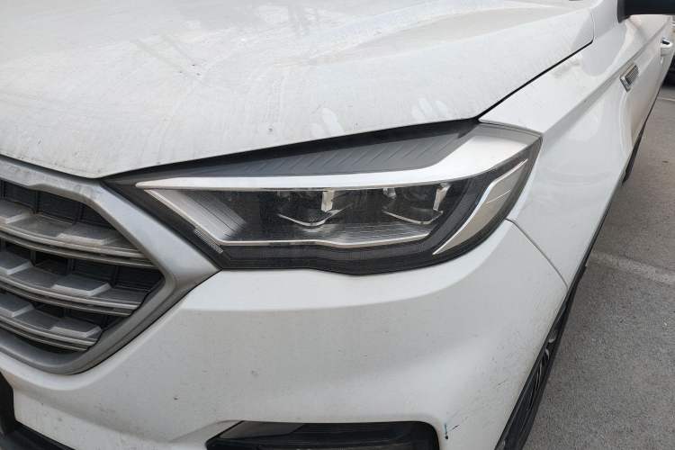 Used Sinotruk VGV U70 2020 1.5T Automatic Smart Luxury 7-Seater