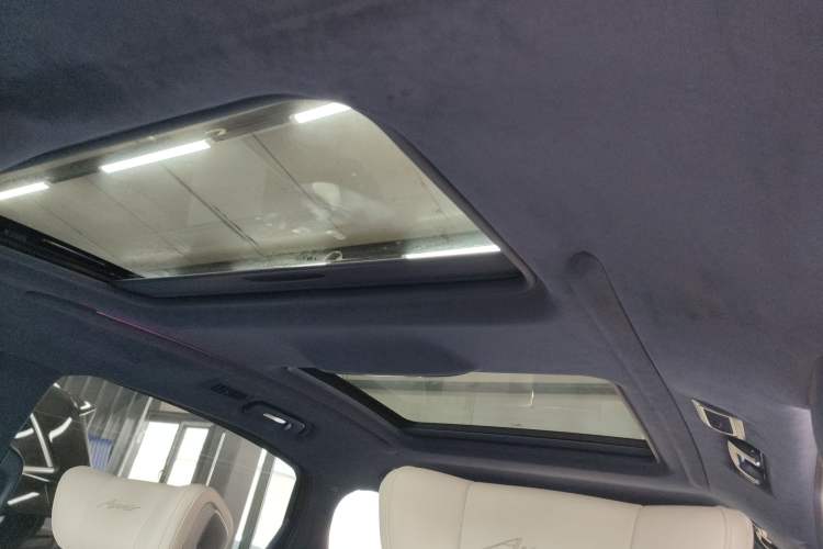 Used Buick GL8 2020 Avenir Avia Four-Seat Luxury Edition