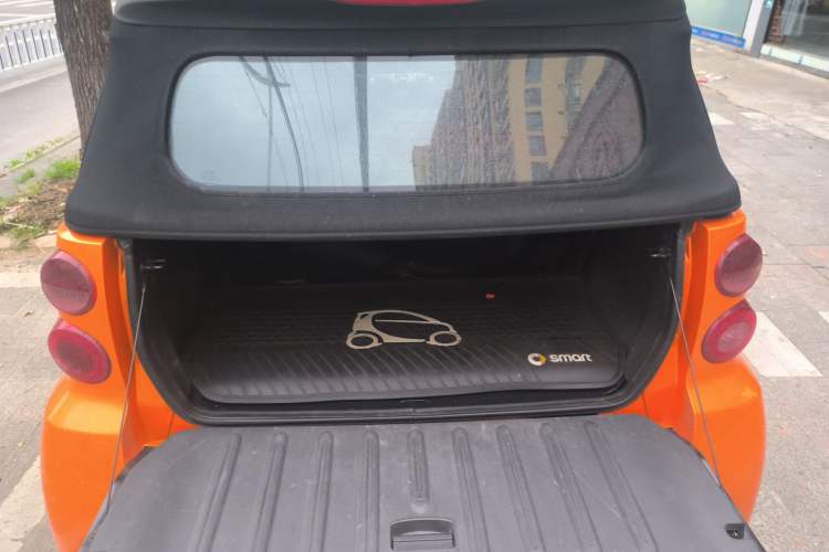 Used smart fortwo 2011 1.0 MHD Convertible Orange Edition Trunk