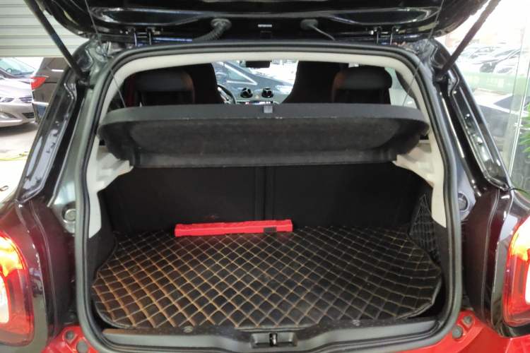 Used smart forfour 2018 1.0L 52kW Passion Edition