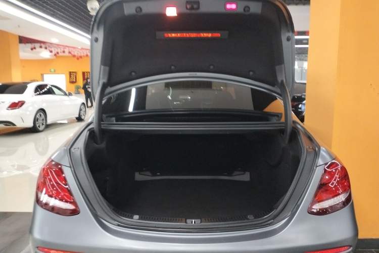 Used Mercedes-Benz E-Class AMG 2017 AMG E 43 4MATIC Special Edition
