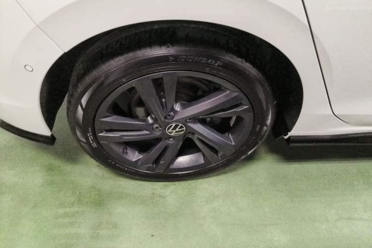 Used Volkswagen Golf 2023 280TSI DSG R-Line Lite
