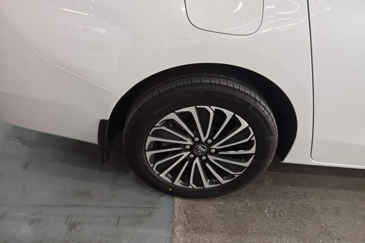 Used Buick GL8 New Energy 2025 Lu Shang Smart Enjoyment Edition 7-Seater Exterior 5