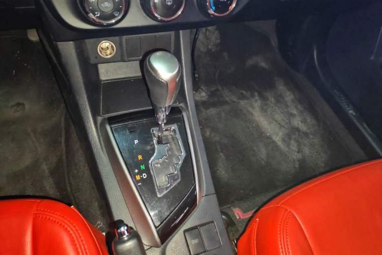 Used Toyota Levin 2016 1.6G CVT Elite Edition Gear Lever