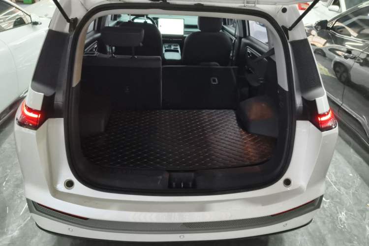 Used AION Y 2022 Plus 70 Enjoy Edition