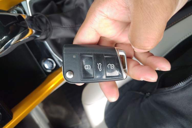 Used Volkswagen T-Cross 2020 1.5L Automatic Comfort Edition Interior 1