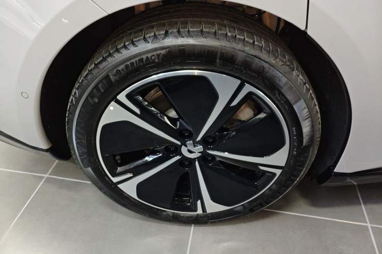 Used Nio ET5T 2025 75 kWh Touring