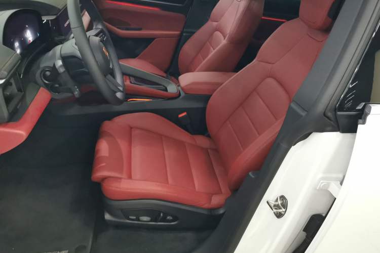 Used Porsche Macan 2024 Macan Long Range Edition
