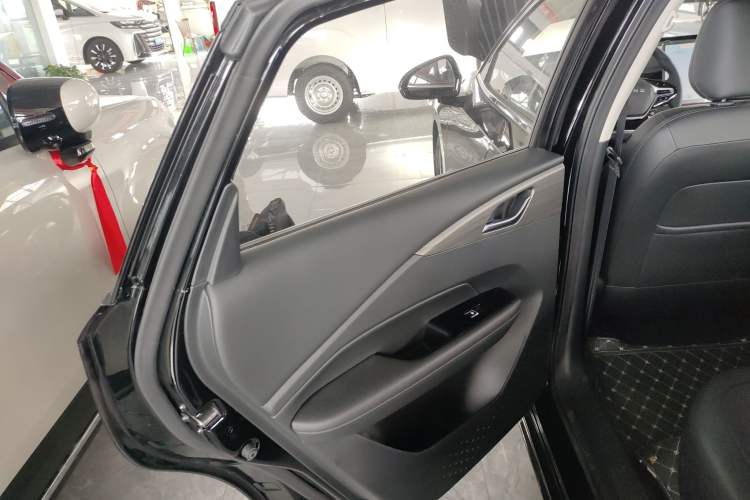 Used Wuling Xingguang 2024 Co-Creation Edition 510 Advanced Model